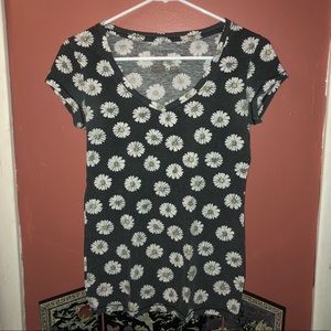 daisy flower tshirt black